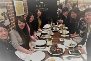 初めての女子会は「肉食系」でした 初めての女子会は「肉食系」でした
